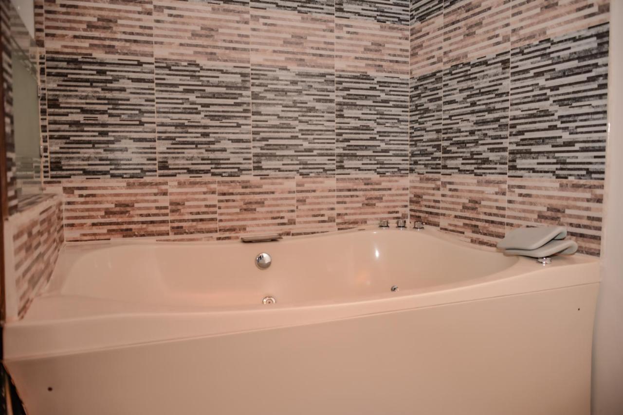 Apartament Poblado Brownstone Medellín Zewnętrze zdjęcie